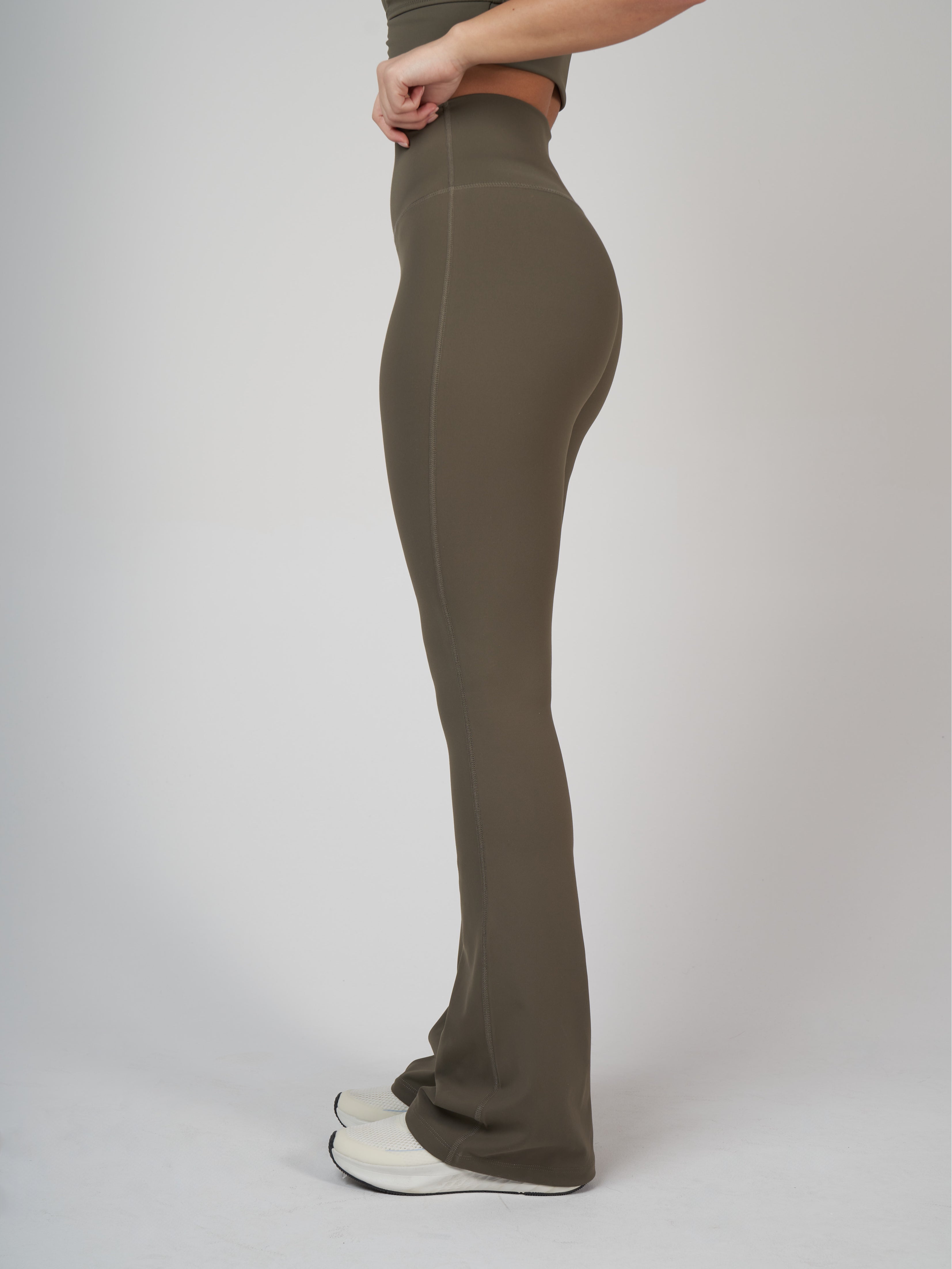 Liora Soft Flare Хеланки - Khaki