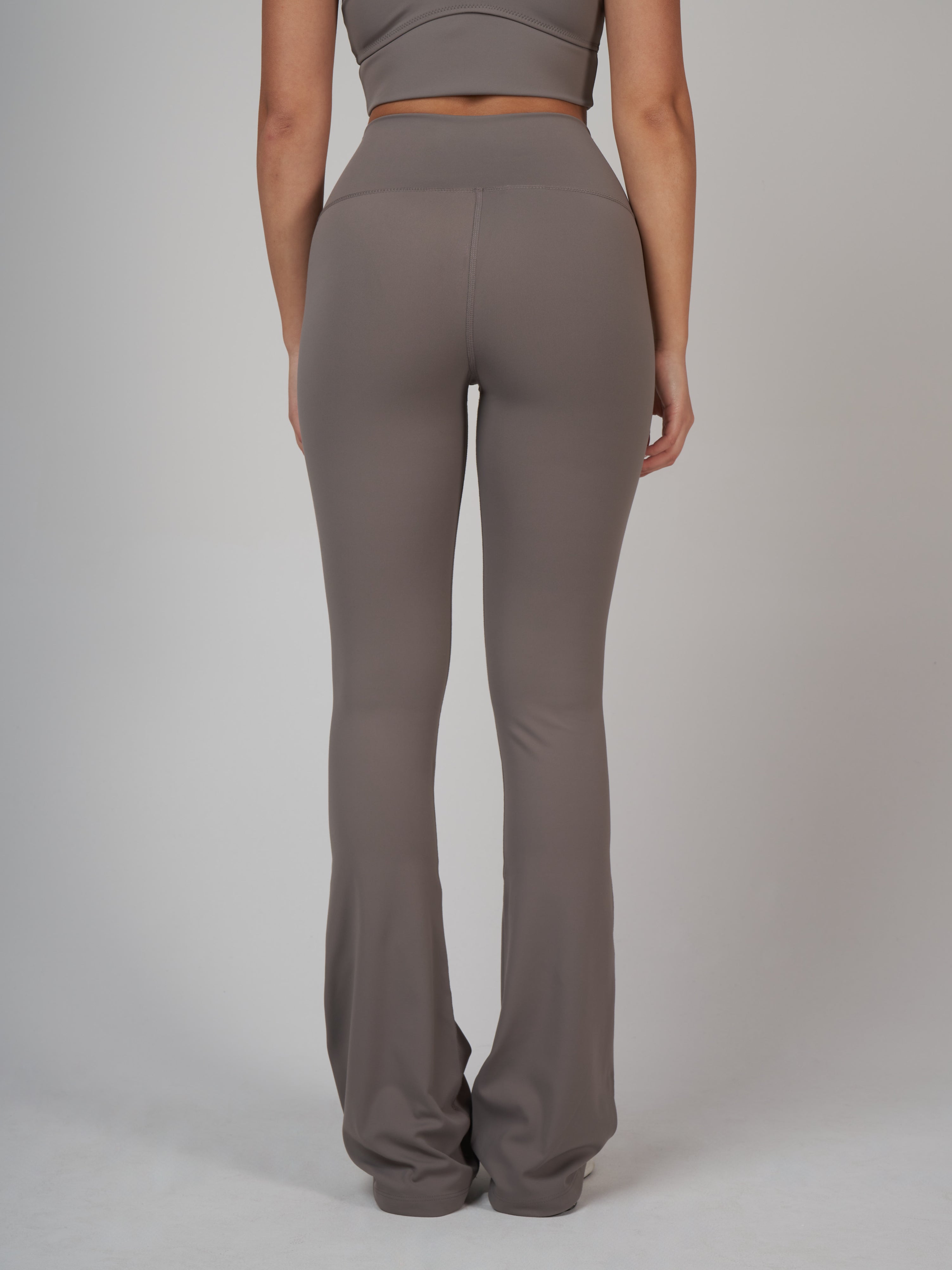 Liora Soft Flare Хеланки - Stone