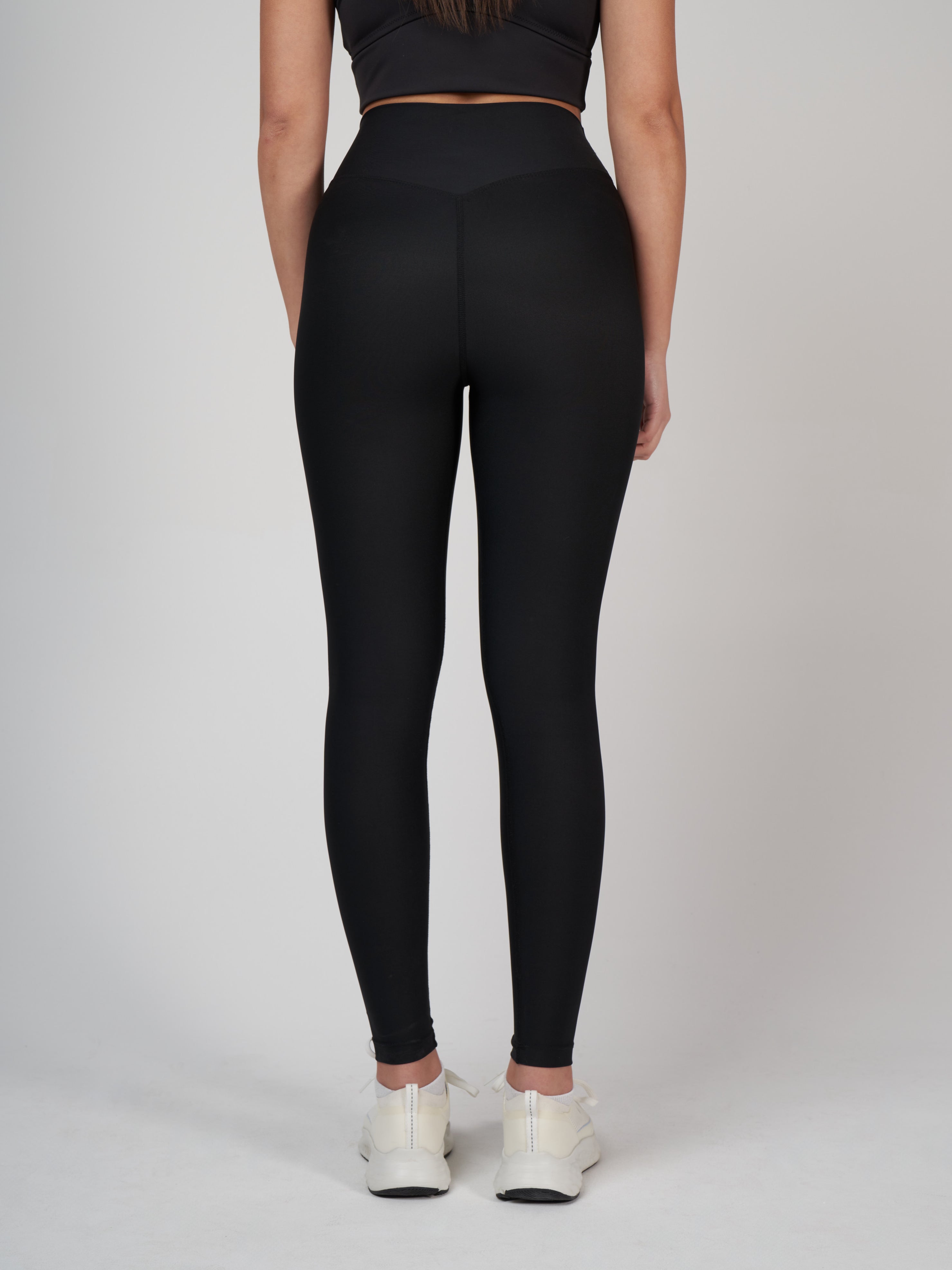 V-Belt Хеланки - Black