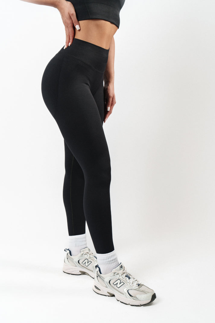 Jade Scrunch Seamless Хеланки - Black